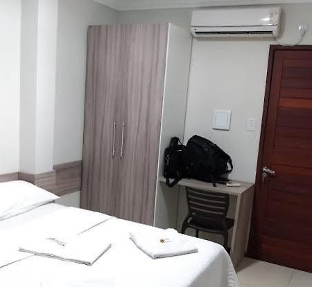 Mustang Hotel 萨尔盖鲁 外观 照片